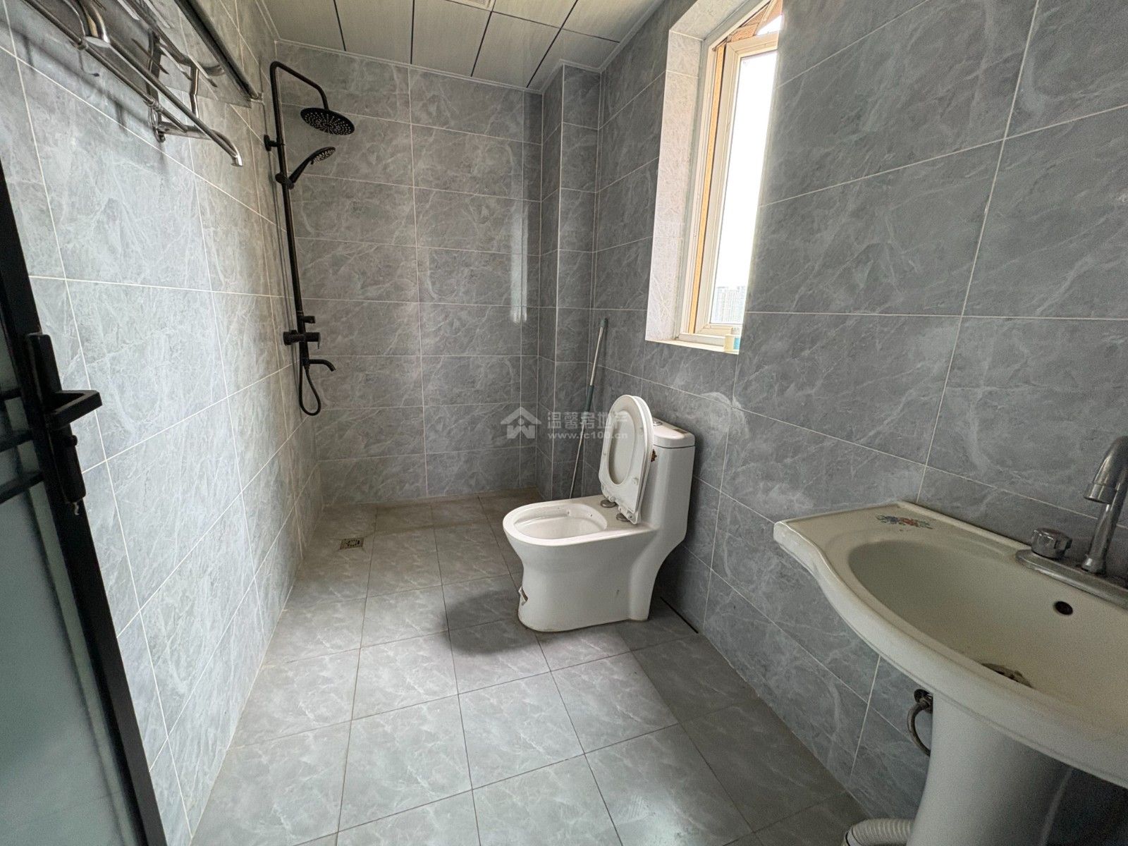 M-44242二手房图片