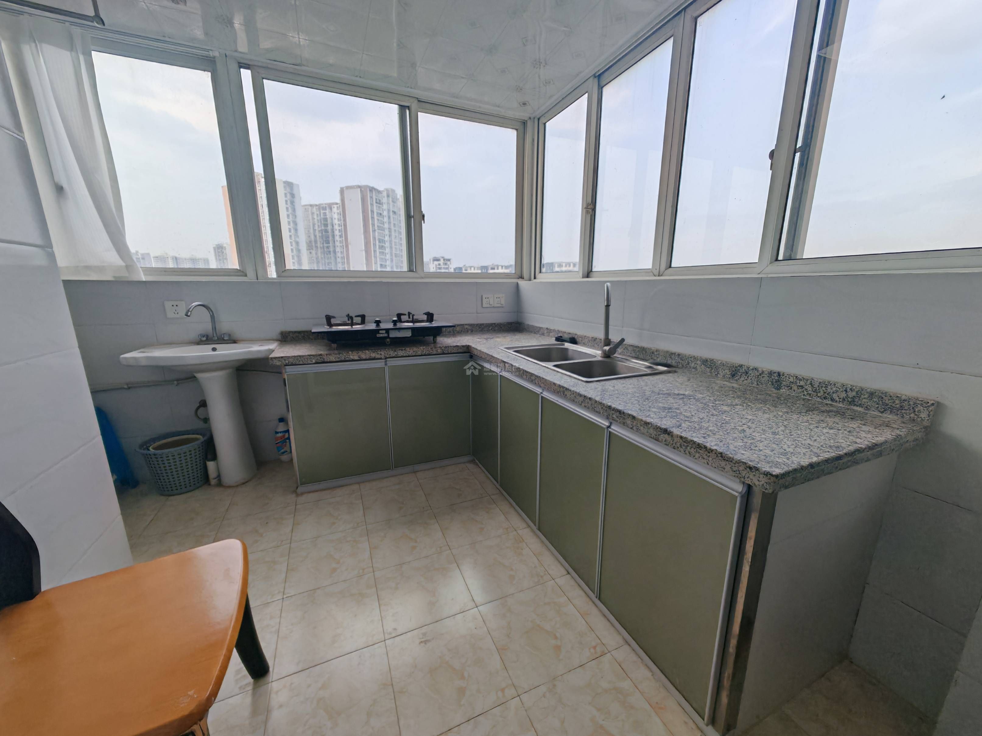 Z-42734二手房图片