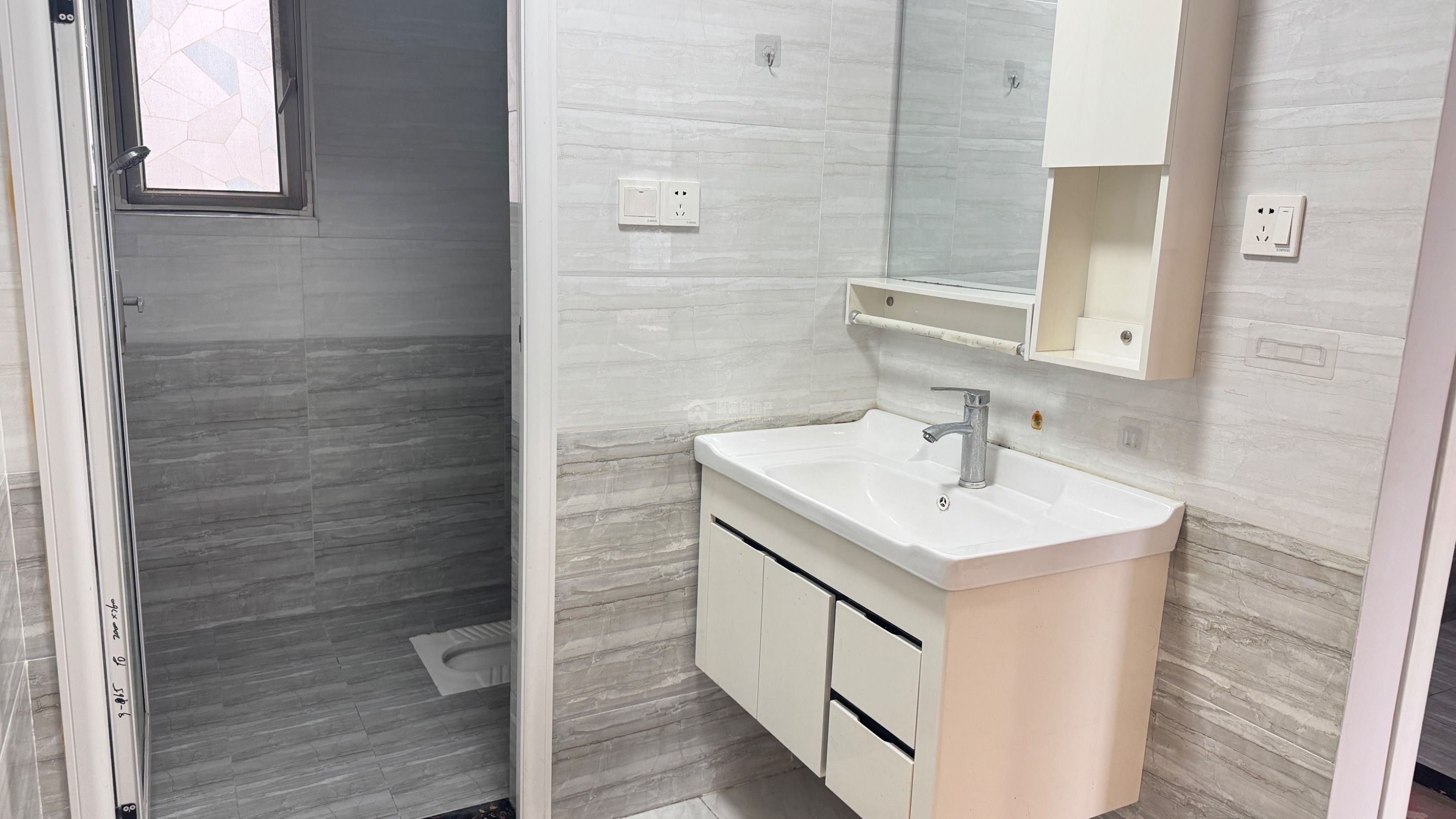 Z-45074二手房图片