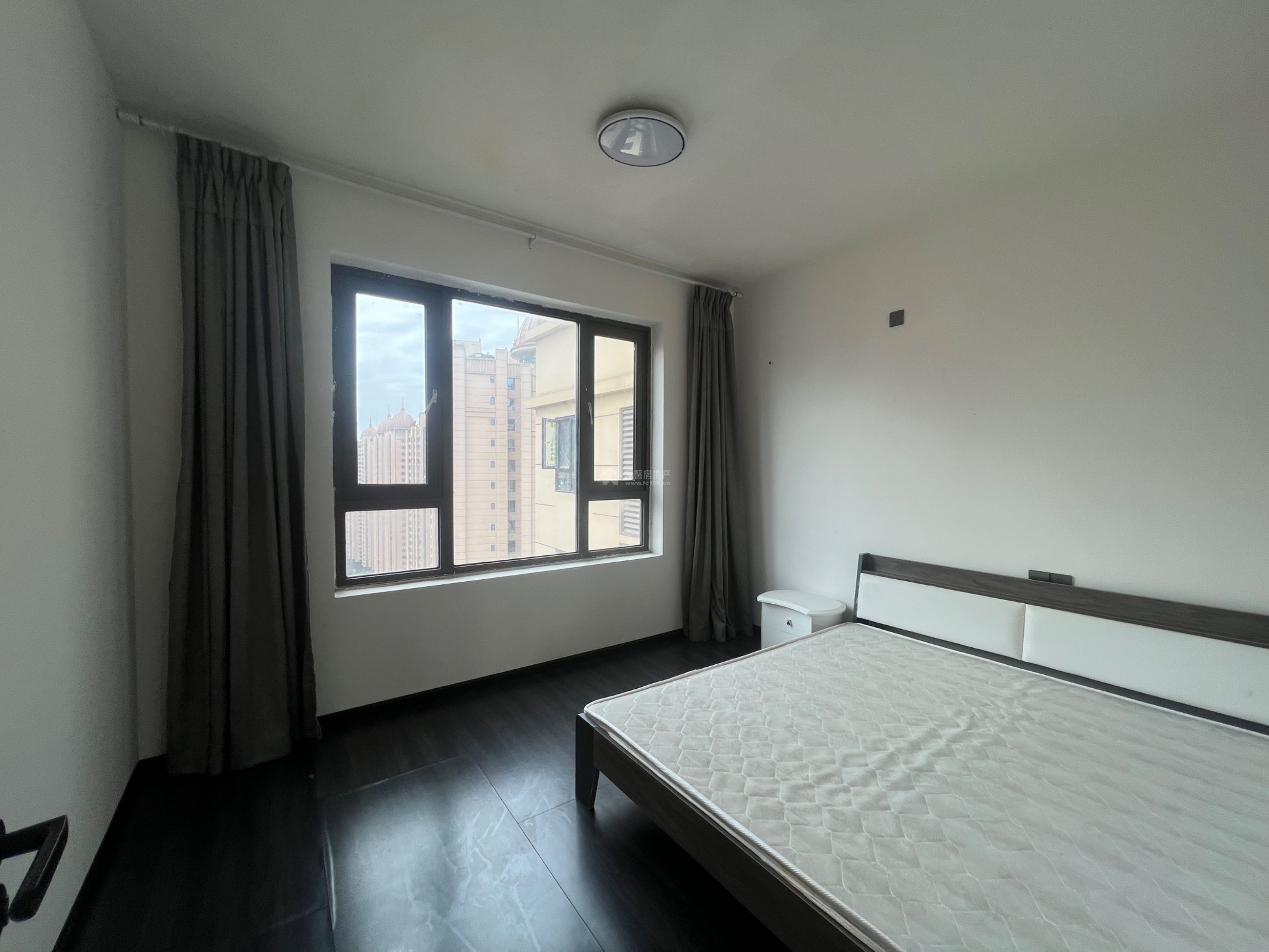 Z-45123二手房图片